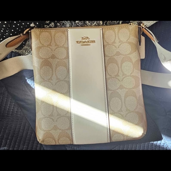 Coach Tan and Cream Crossbody Bag - Picture 1 of 3